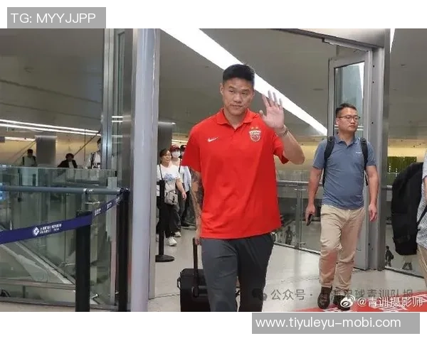 穆斯卡特荣膺中超11月最佳主教练率队成功卫冕上海海港再创辉煌 穆斯卡特荣膺中超11月最佳主教练率队成功卫冕上海海港再创辉煌